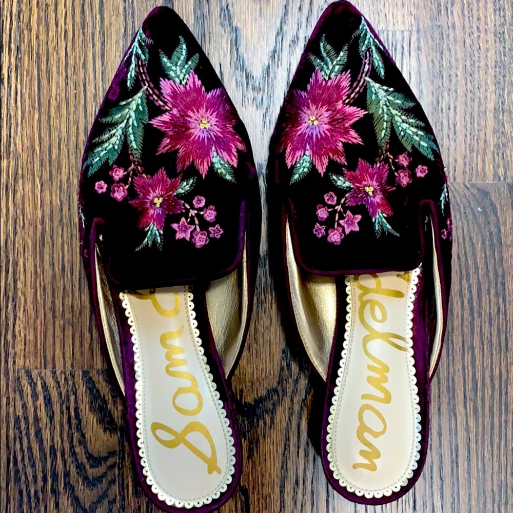 Velvet flower stitched mules